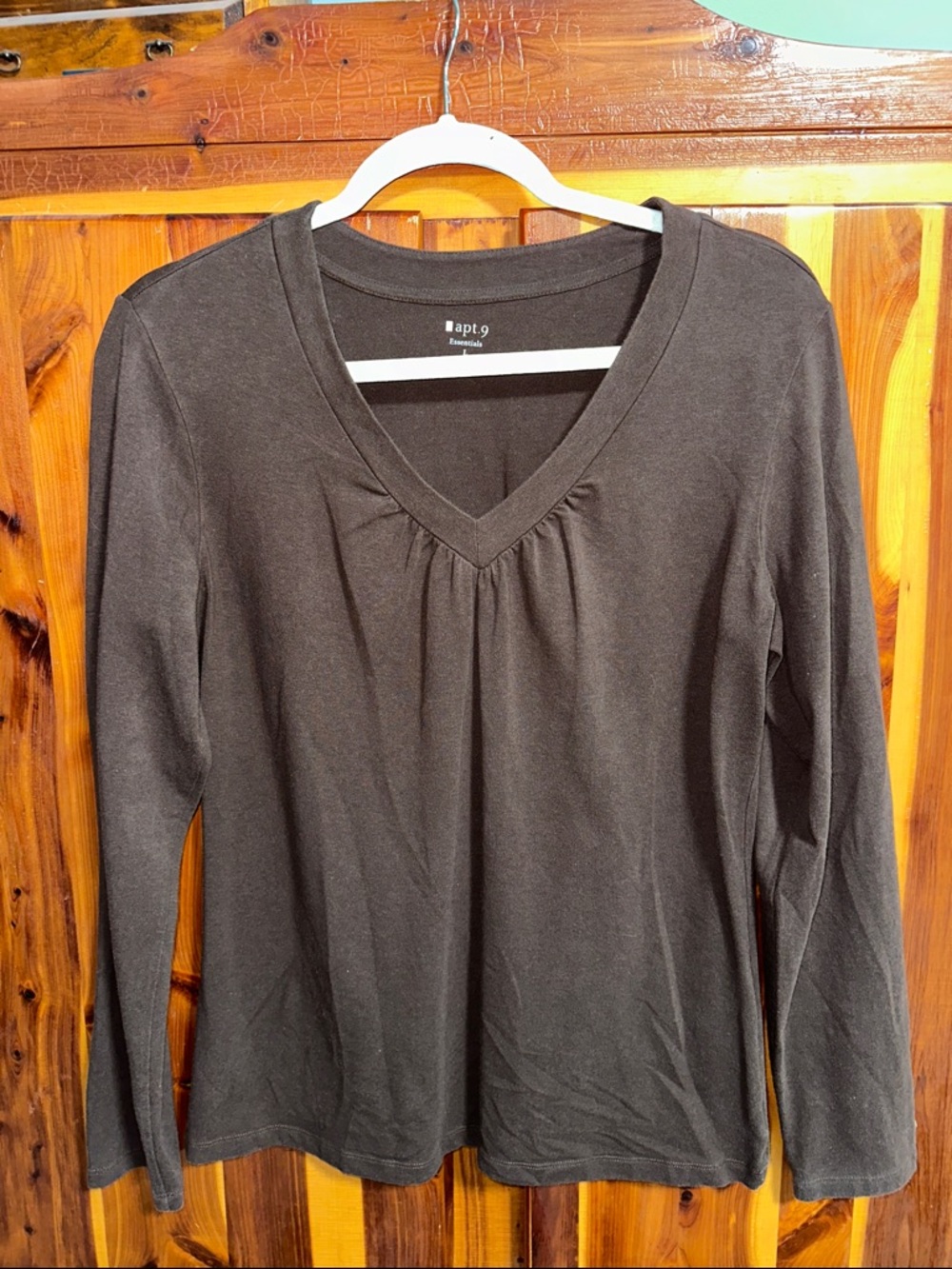 Apt. 9 Women's Brown V-Neck Long-Sleeve Top